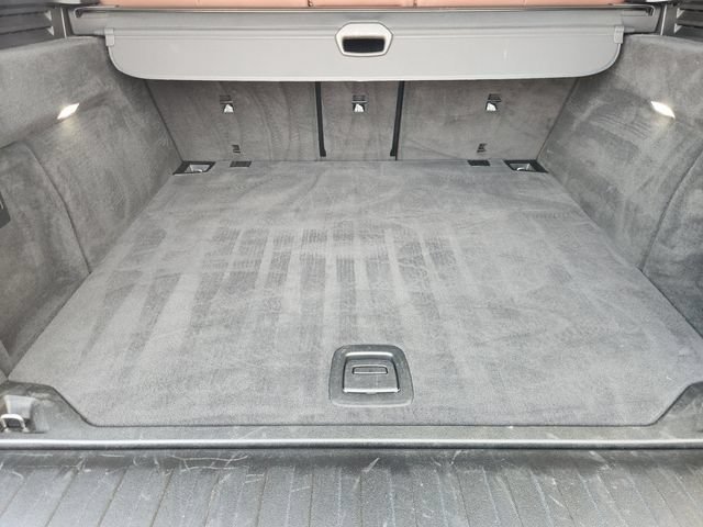 Used 2024 Gray BMW xDrive40i image 35
