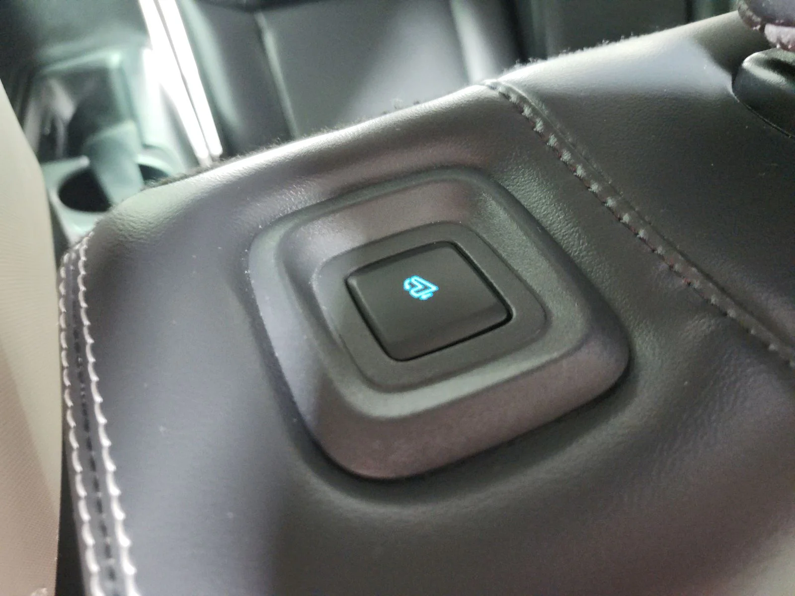 Used 2025 Black Ford Platinum image 51