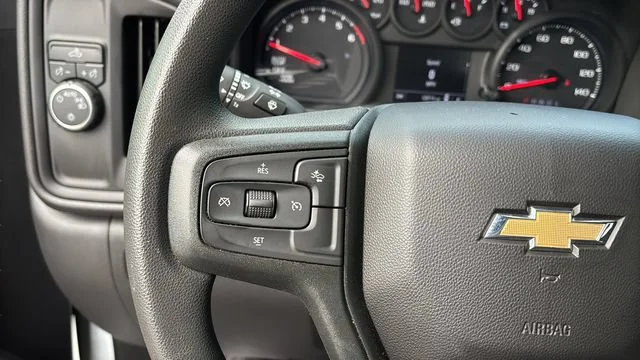 Used 2025 Summit White Chevrolet Custom image 22