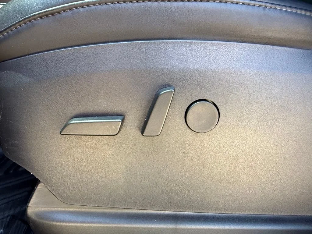 Used 2020  Tesla Performance image 13