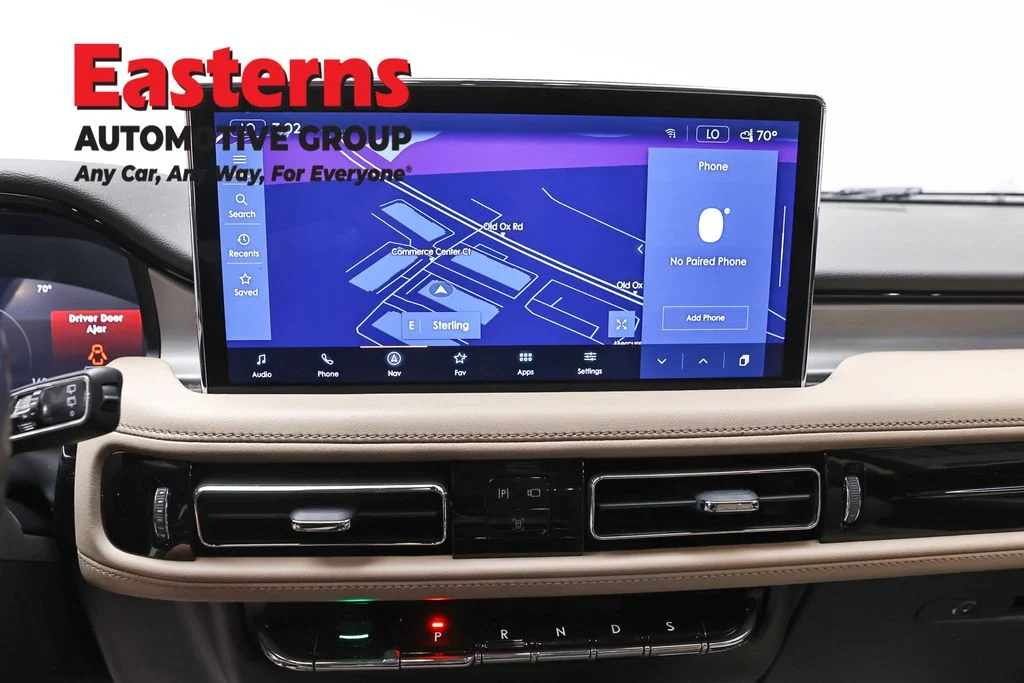 Used 2022 Black Lincoln Standard image 12