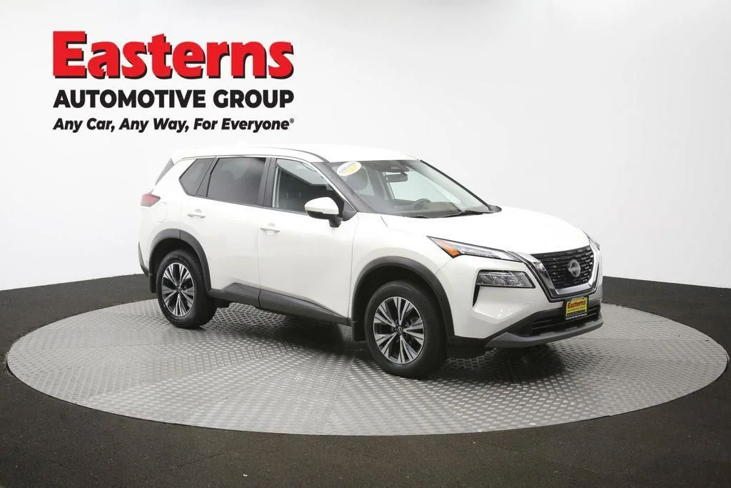 Used 2023 White Nissan SV image 50
