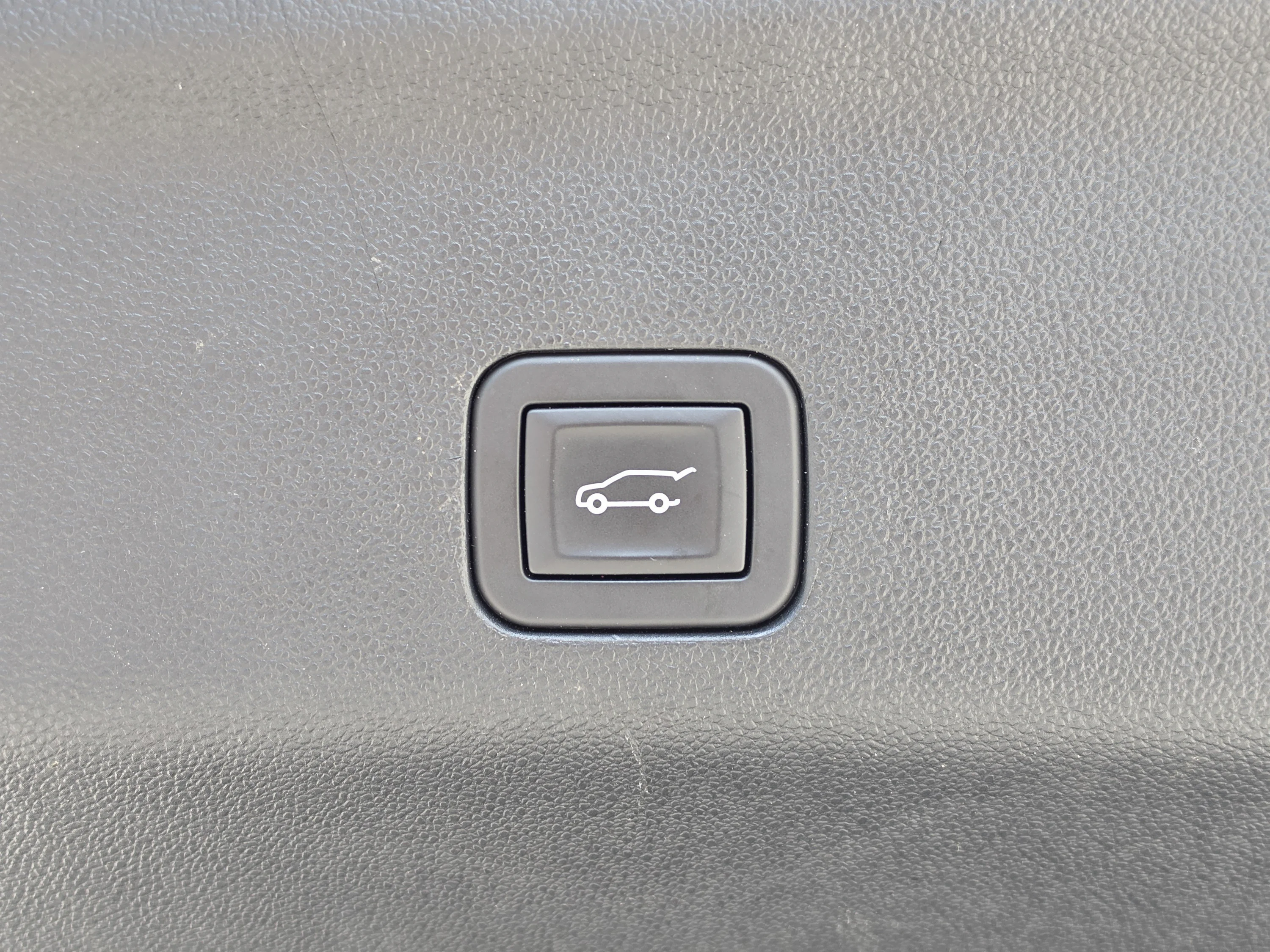 Used 2025 Black Chevrolet LT image 16