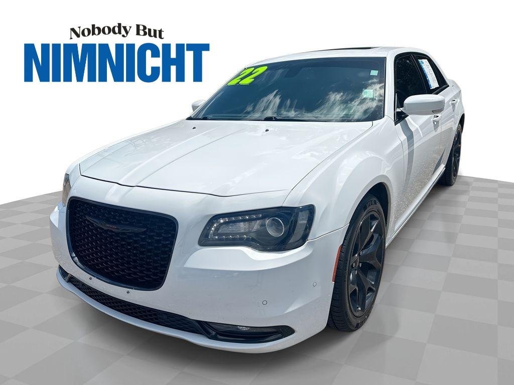 2022 Chrysler 300 S's photo