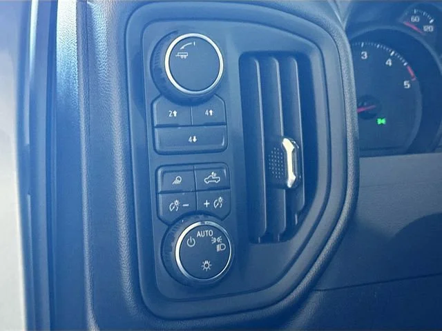 2026 Chevrolet Silverado 2500 HD Custom - Photo 11