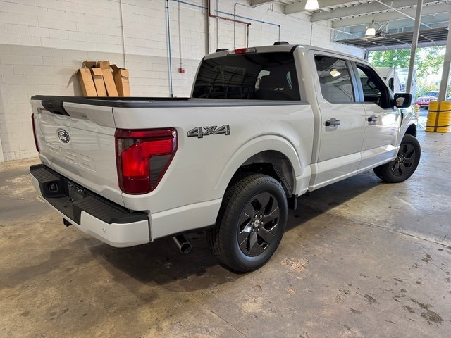 2025 Ford F-150 STX photo 4