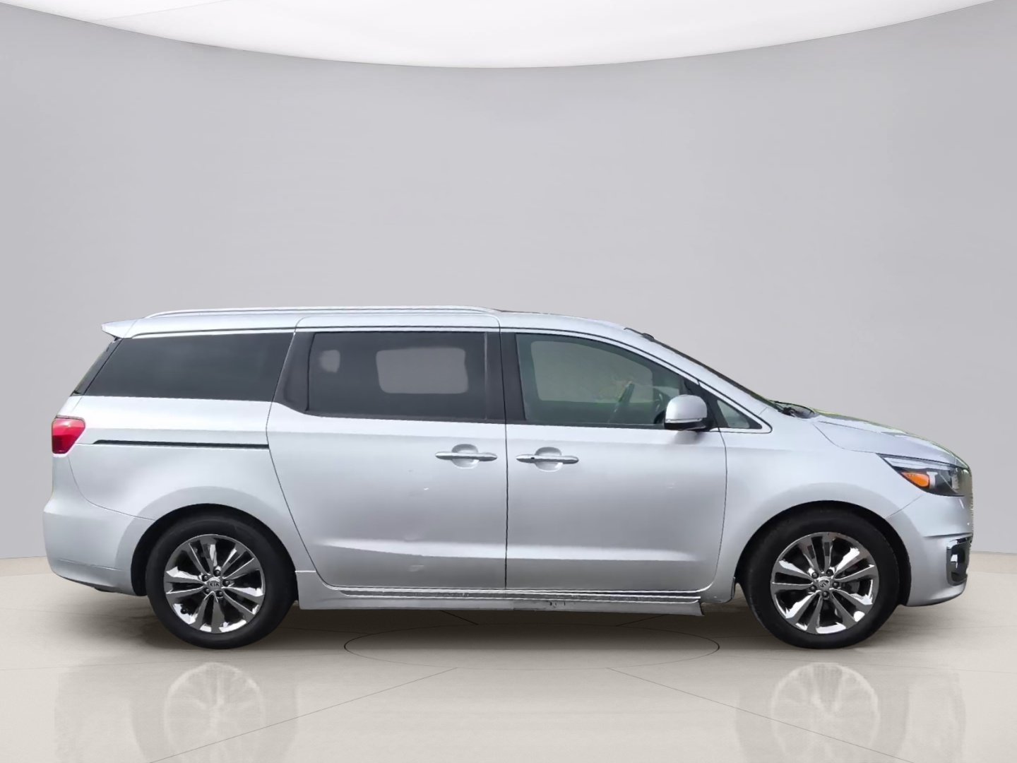Used 2016 Silver Kia SX-L image 6