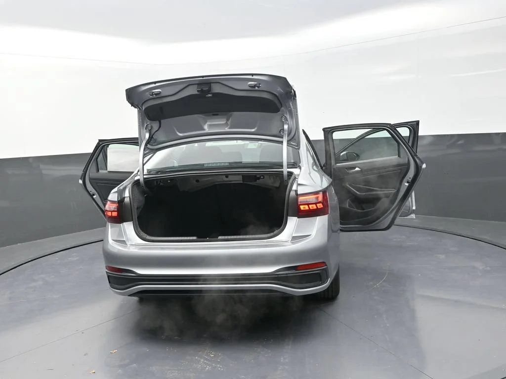 Used 2026  Volkswagen 1.5T Sport image 34