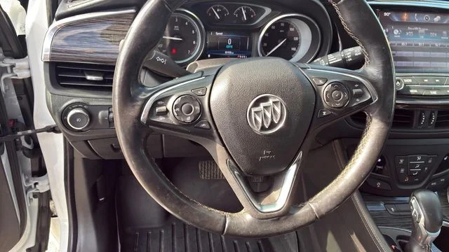Used 2017 White Buick Essence image 19