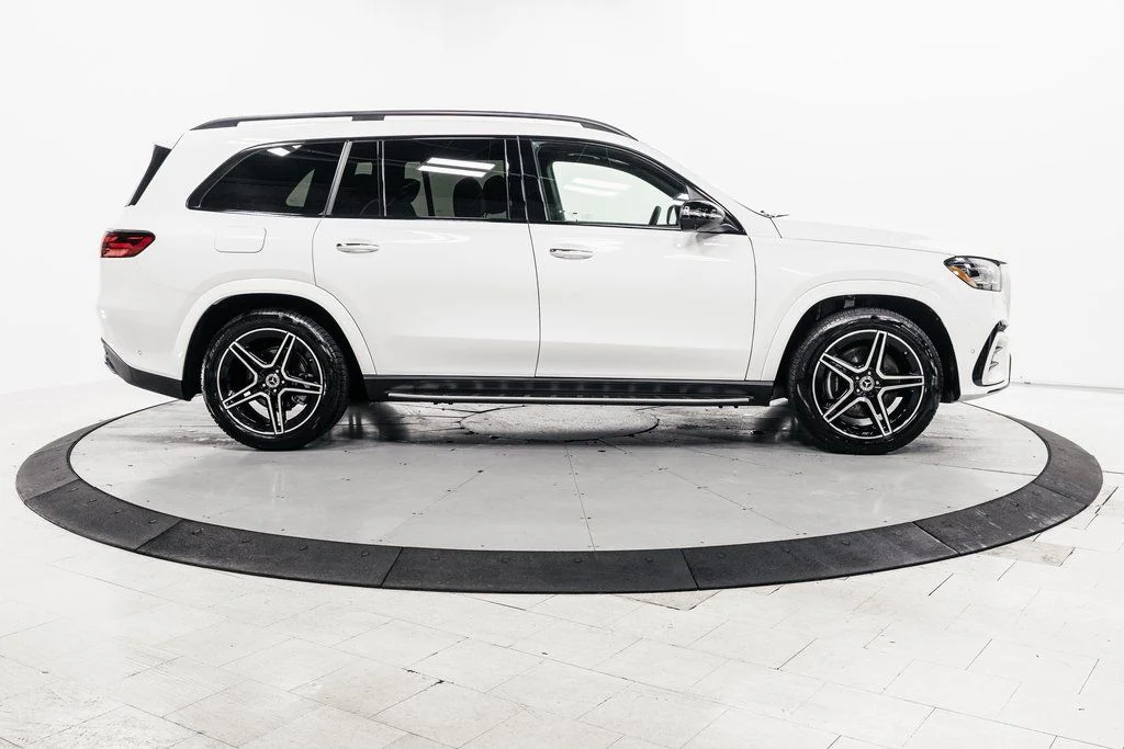 Certified Used 2026 Polar White Mercedes-Benz GLS 450 image 39