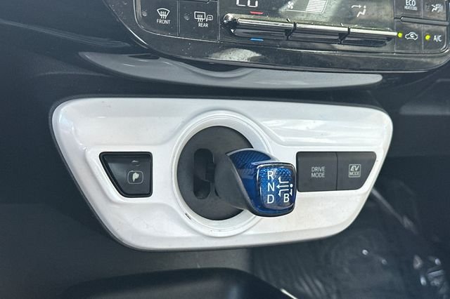 Certified Used 2017 Gray Toyota Two image 24