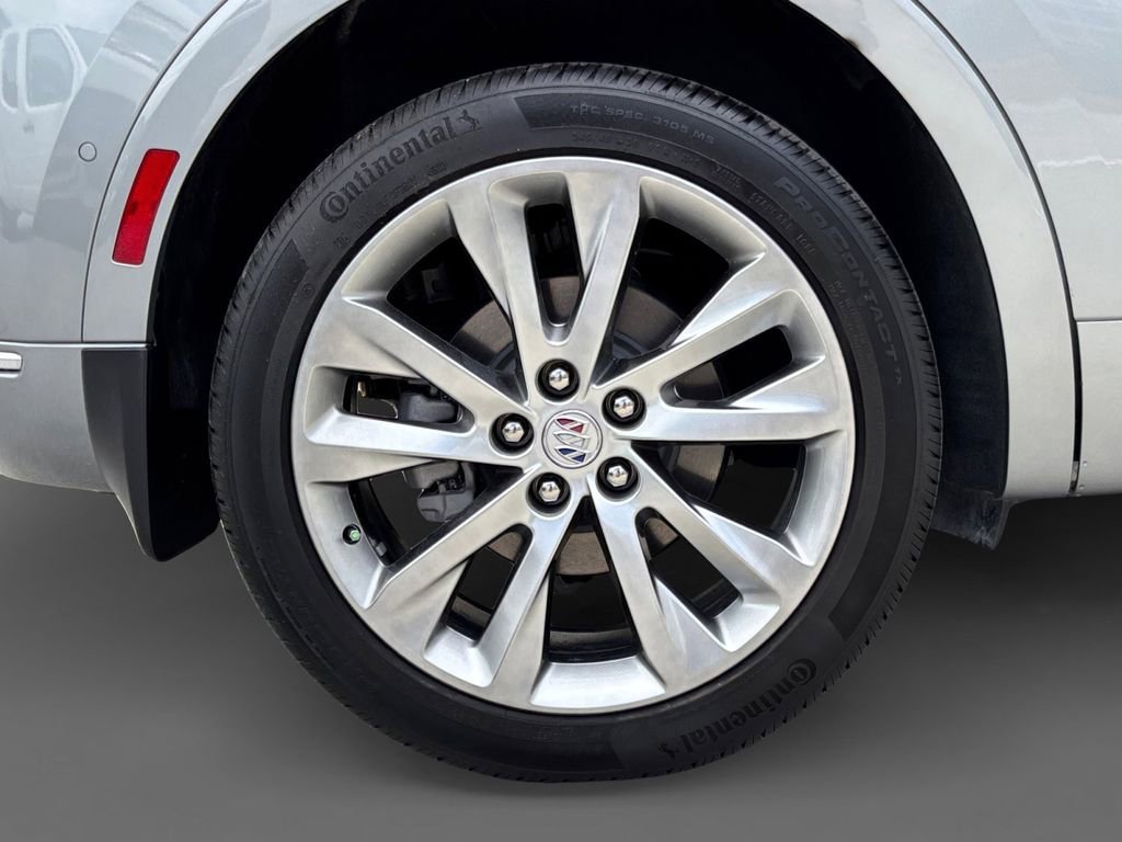 Used 2023 Moonstone Gray Metallic Buick Avenir image 10