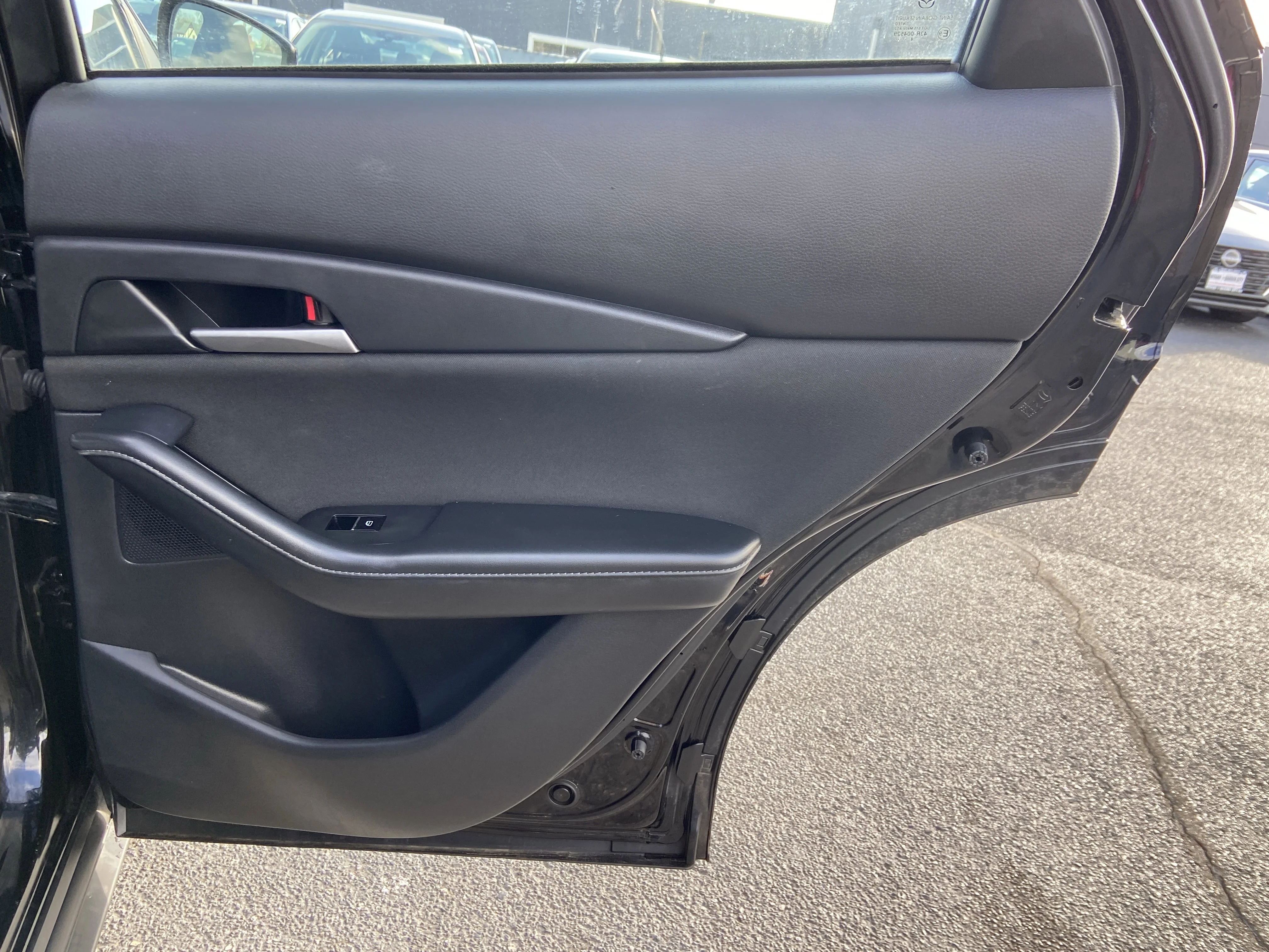 2025 Mazda CX-30 S - Photo 27