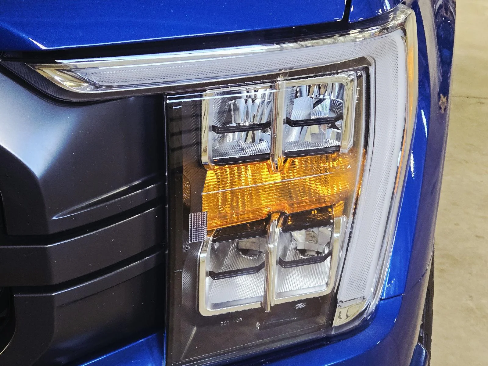 Used 2023 Atlas Blue Ford XLT image 23