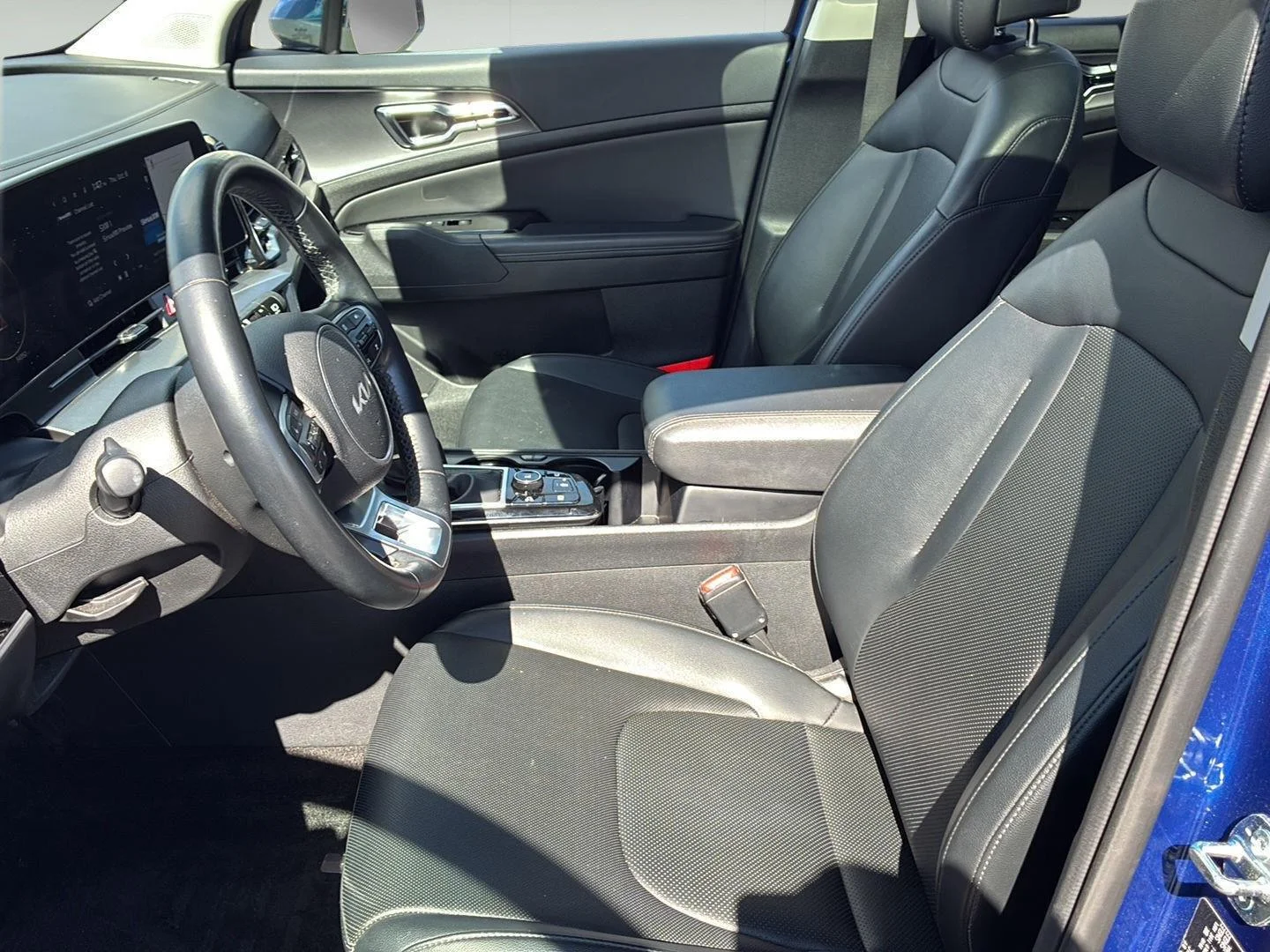 Used 2024 Sapphire Blue Kia SX image 20