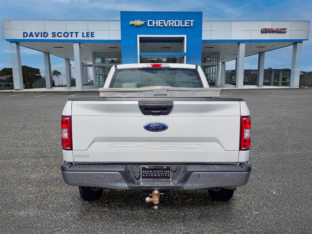 Used 2020 White Ford XL image 11