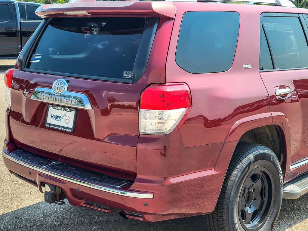 Used 2010 Red Toyota SR5 image 6