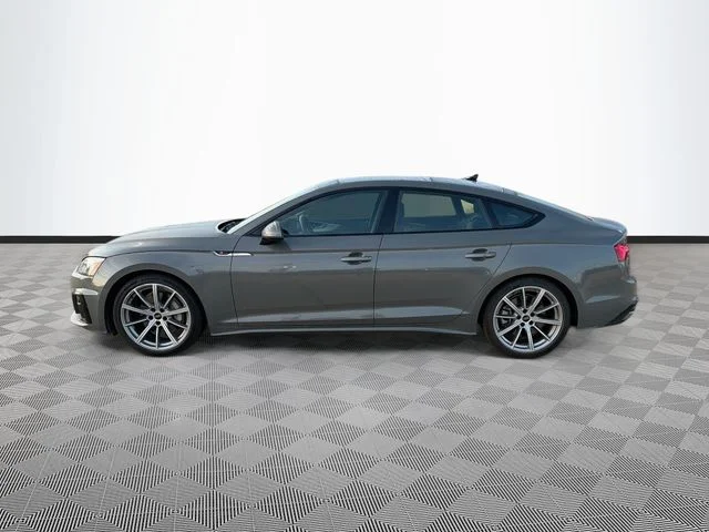 Used 2025  Audi 45 S line Premium image 4