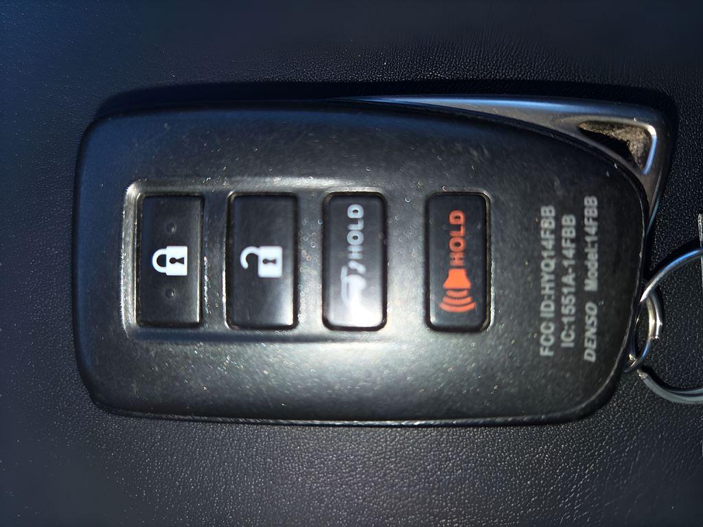Used 2016 White Lexus 350 image 19