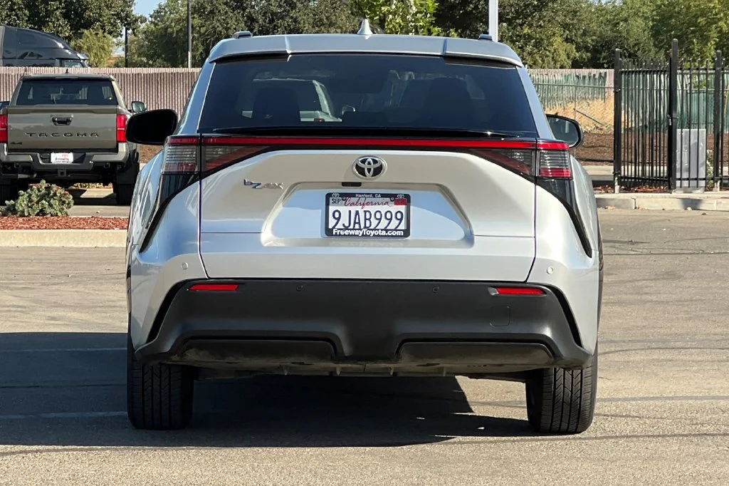 Certified Used 2023 Silver Toyota XLE image 6
