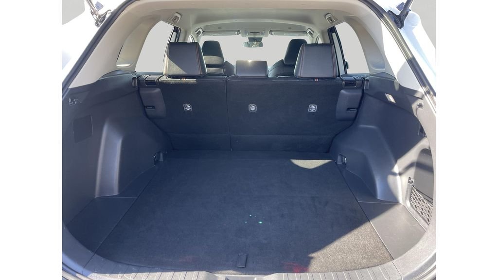 Used 2024 White Toyota Adventure image 9
