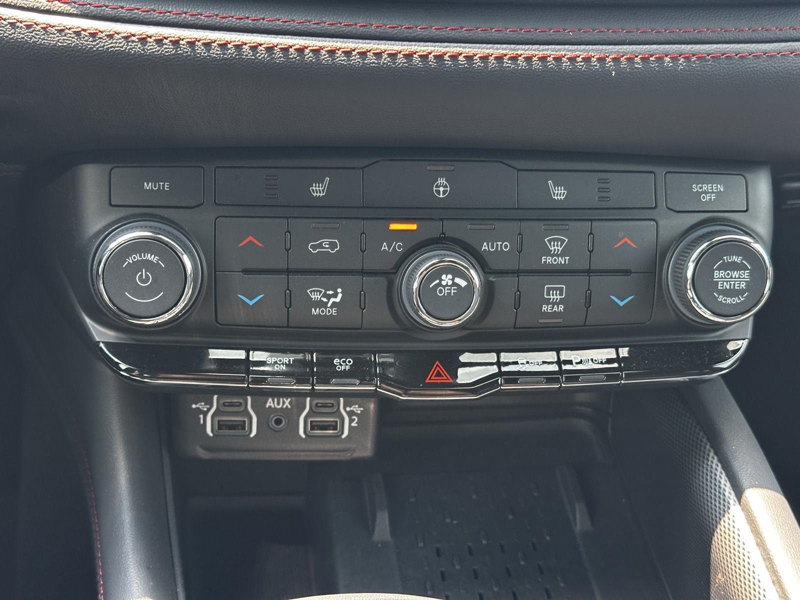 Certified Used 2026 Vapor Gray Dodge GT HEMI V8 image 18