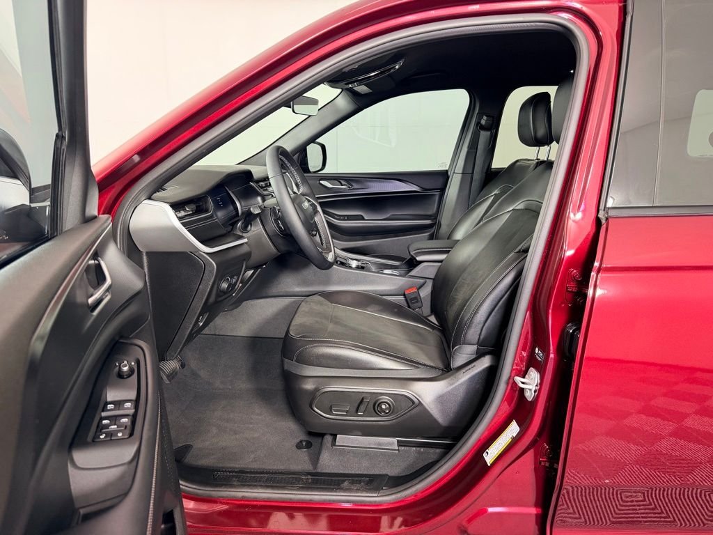 Certified Used 2025 Red Jeep Altitude image 28