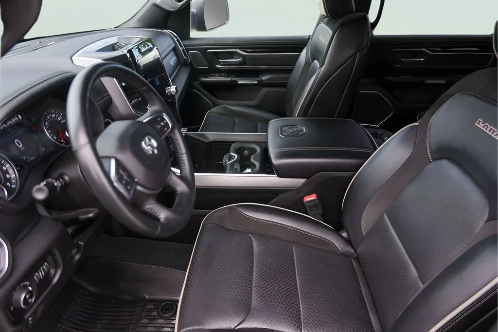 Used 2022 Black Ram Laramie image 12