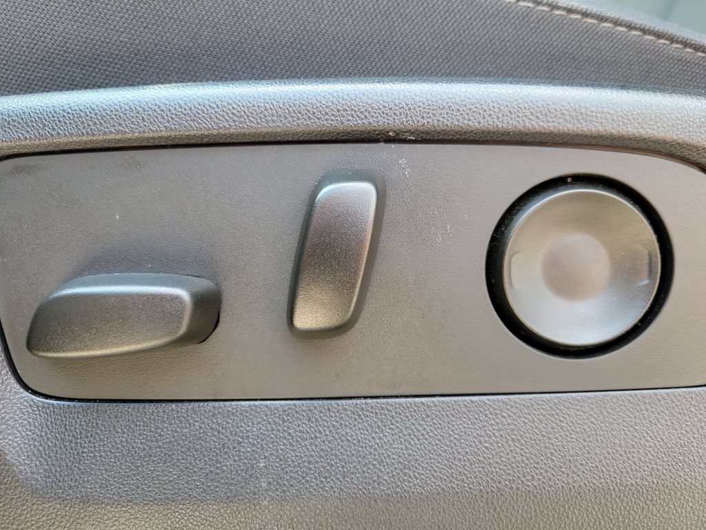 2023 GMC Sierra 1500 Elevation - Photo 19