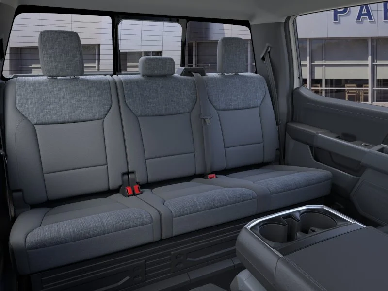 New 2024 Oxford White Ford XLT image 11