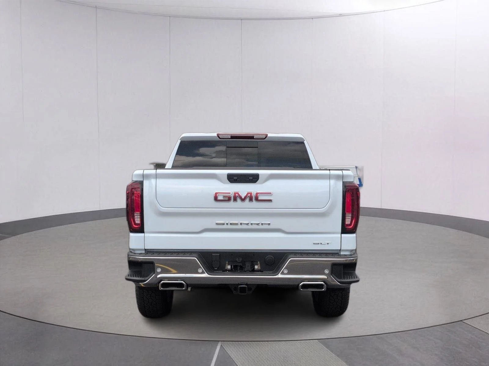 New 2026 Glacier White Tricoat GMC SLT image 4