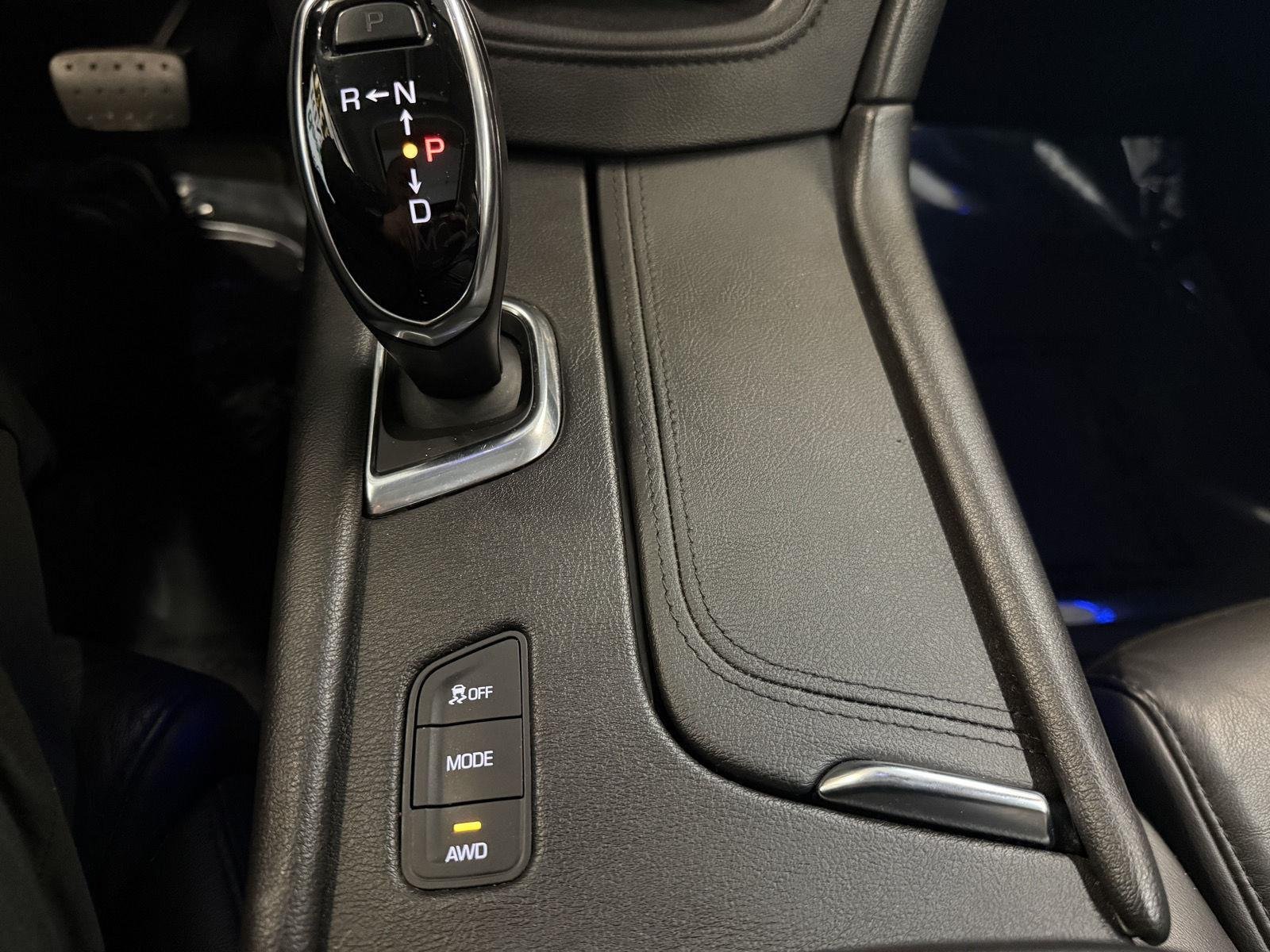 Used 2019 BLACK CADILLAC PREMLUX image 17