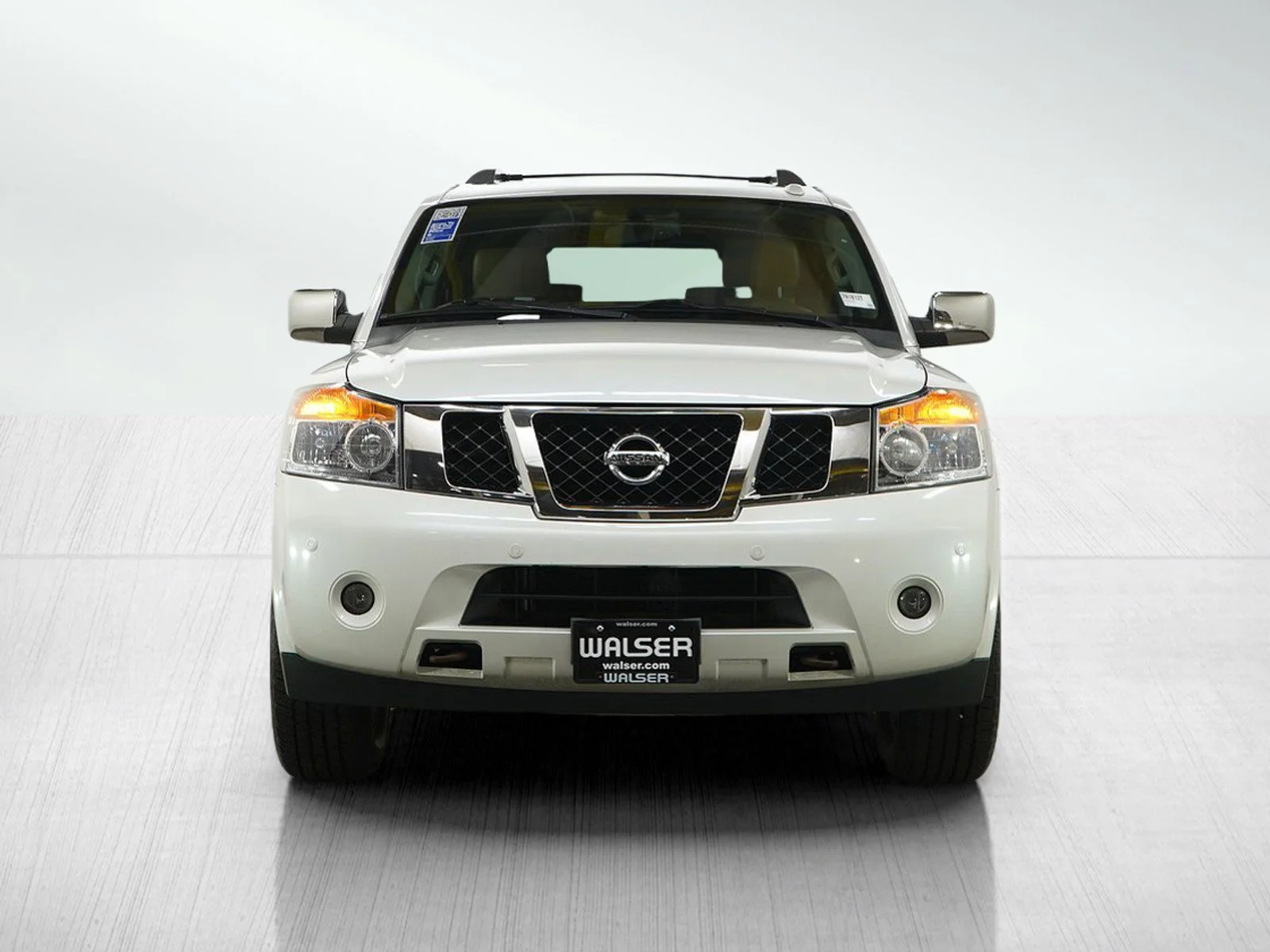 Used 2014 Pearl White Nissan Platinum image 9