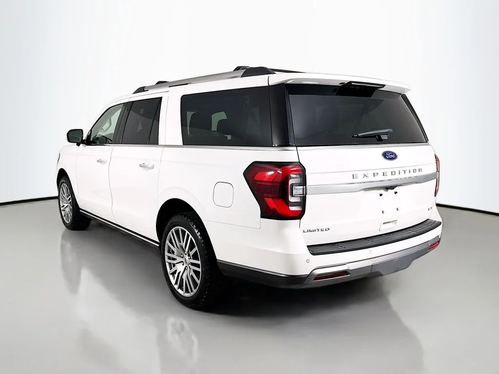 Used 2023 White Metallic Ford Limited image 3
