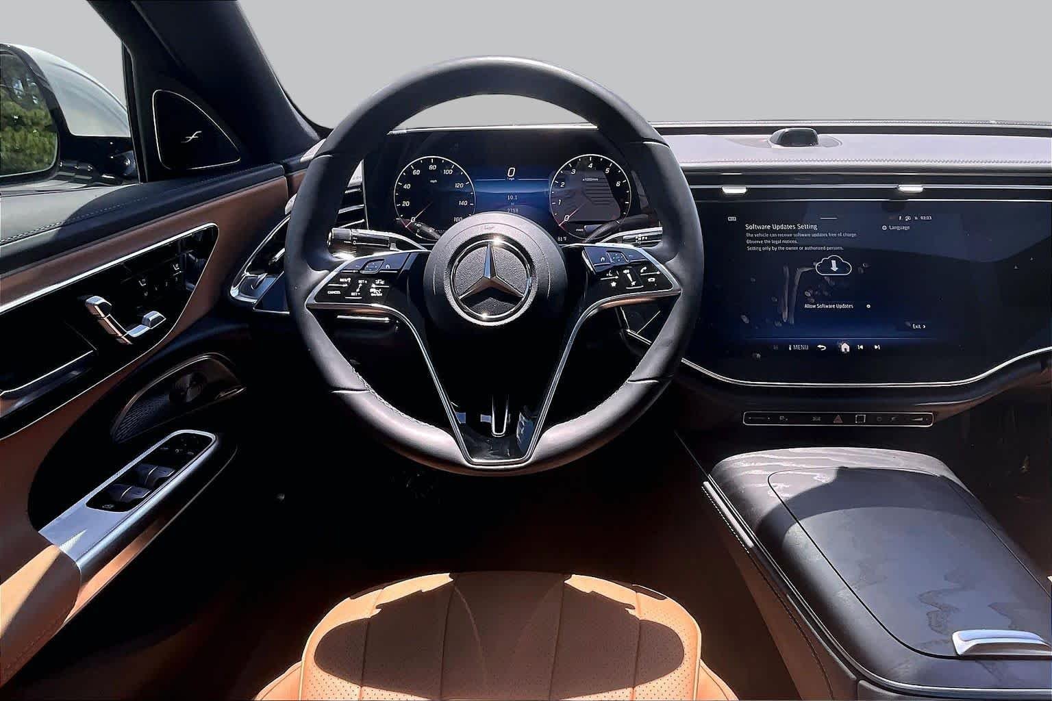 Used 2026 MANUFAKTUR Moonlight White Metallic Mercedes-Benz E 350 image 6