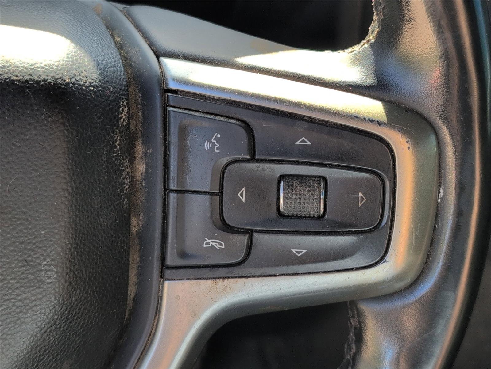 Used 2023 Silver Ice Metallic Chevrolet LT image 21