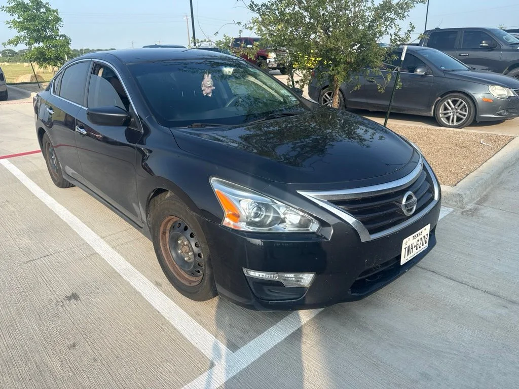 Used 2014 Nissan Altima S with VIN 1N4AL3AP1EN224774 for sale in Granbury, TX