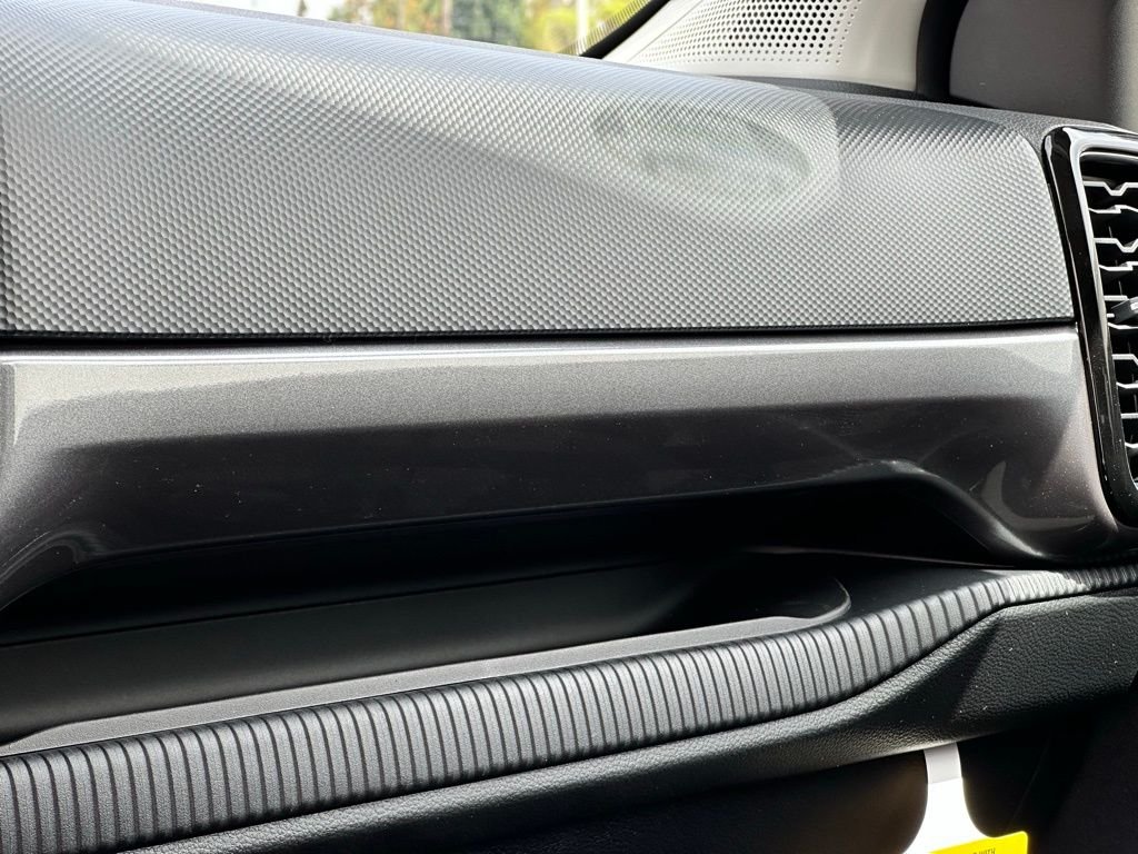 2025 Ford Ranger XLT - Photo 12