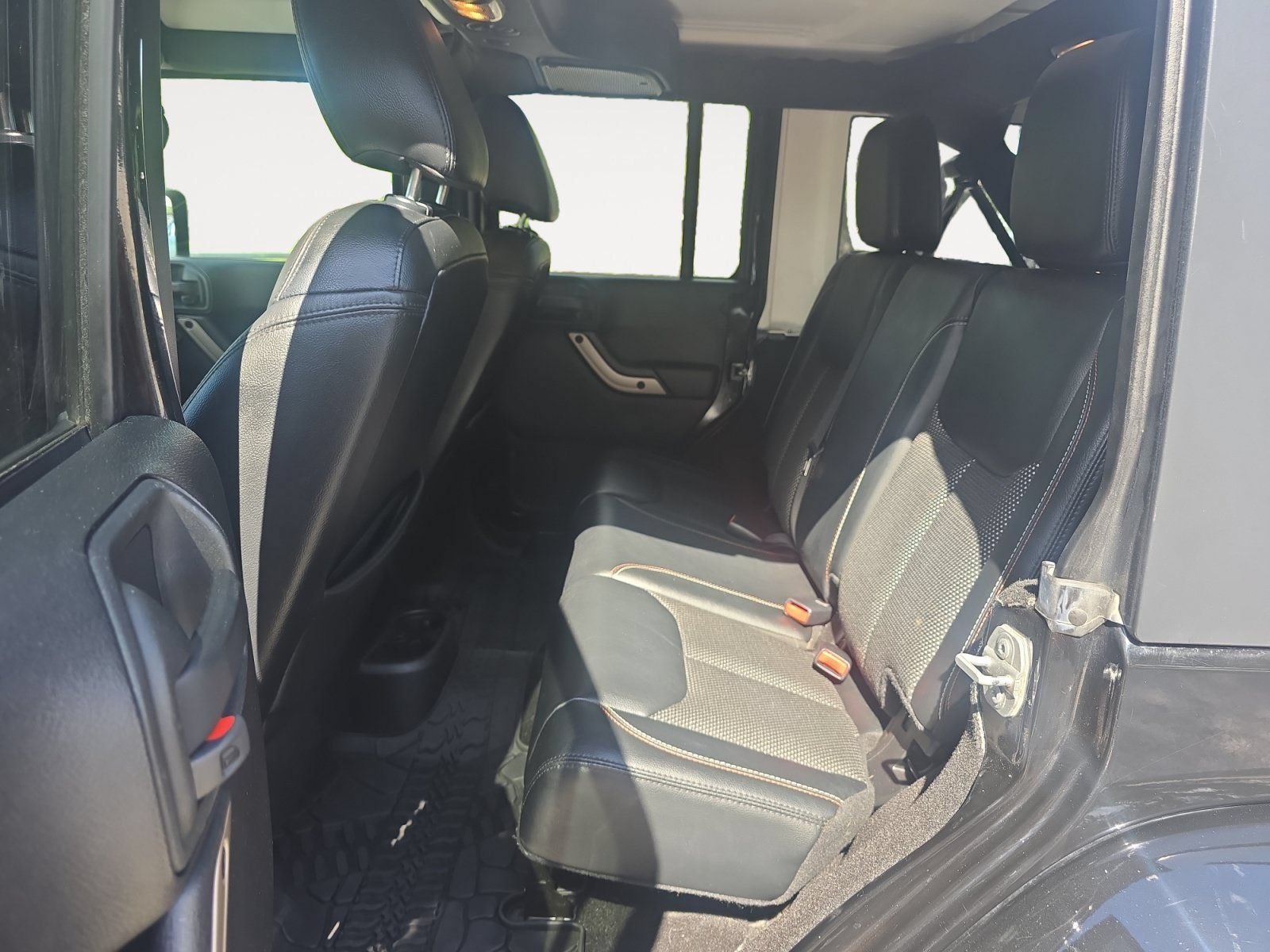Used 2017 Black Clearcoat Jeep 75th Anniversary image 21