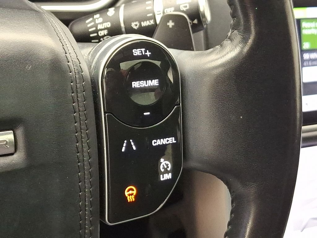 Used 2020 Santorini Black Metallic Land Rover HSE image 24