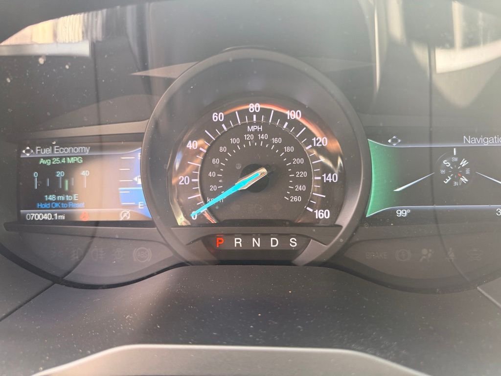 Used 2019 Gray Ford SEL image 13