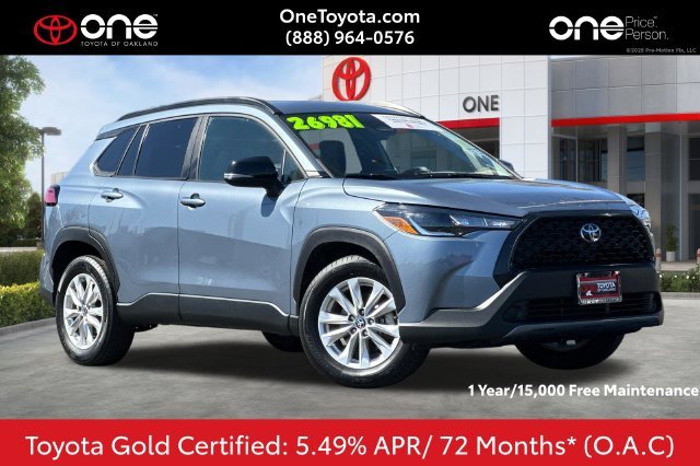 Certified Used 2025  Toyota LE image 1