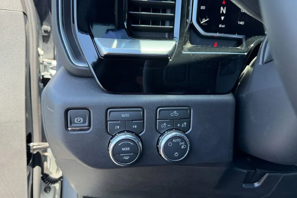 New 2026 Sterling Metallic GMC SLE image 21