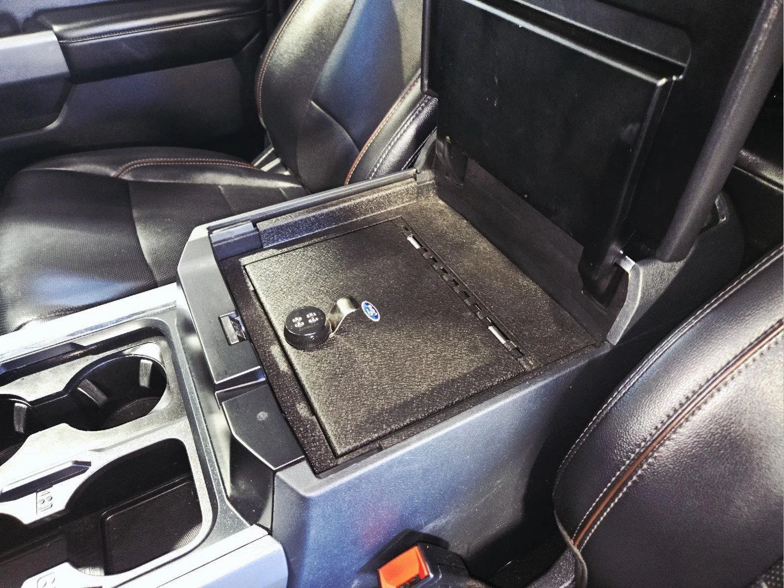 Used 2024 Carbonized Gray Ford Lariat image 56
