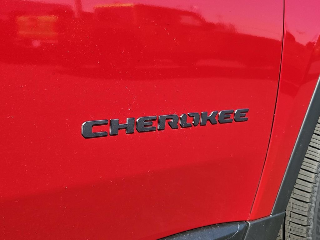 New 2026 Red Hot Pearl-Coat Exterior Paint Jeep Overland image 26