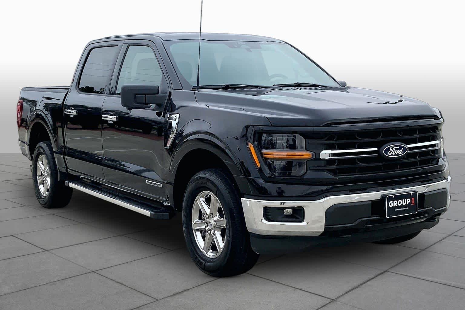 Used 2024 Agate Black Metallic Ford XLT image 5