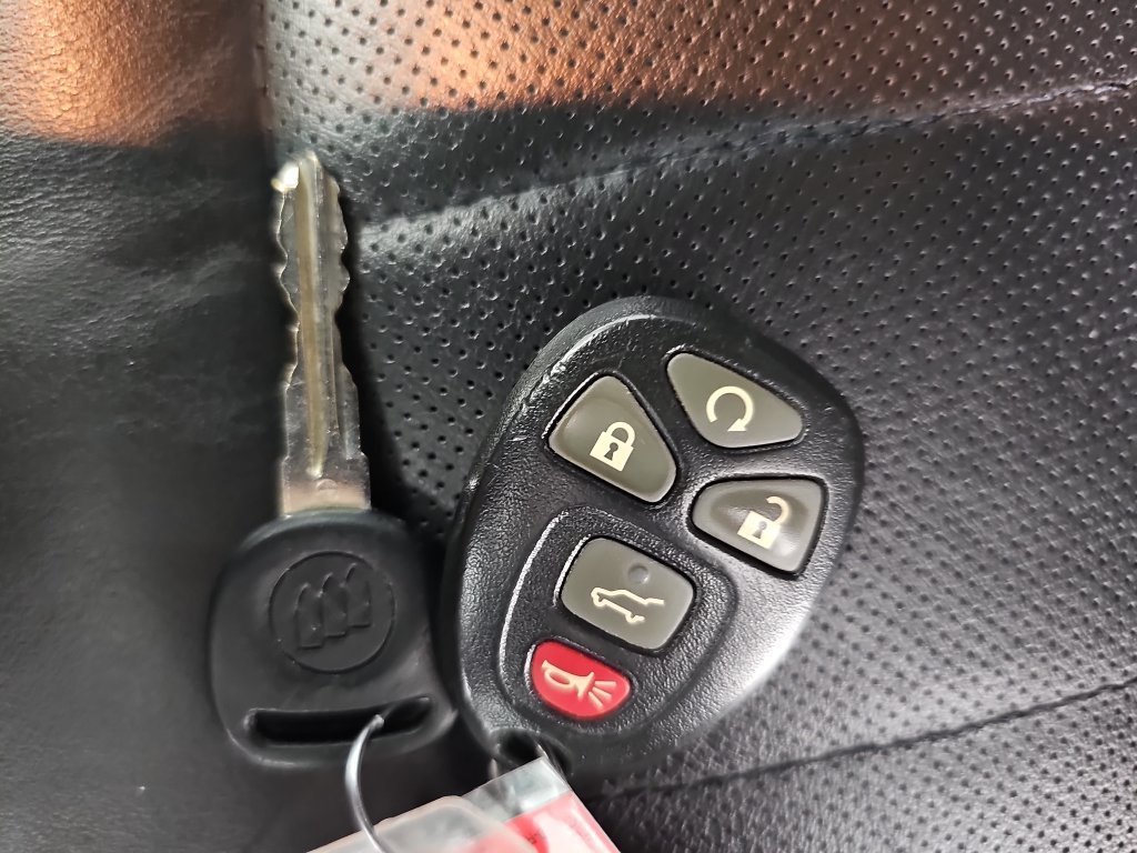 Used 2012 Cyber Gray Metallic Buick Leather image 41