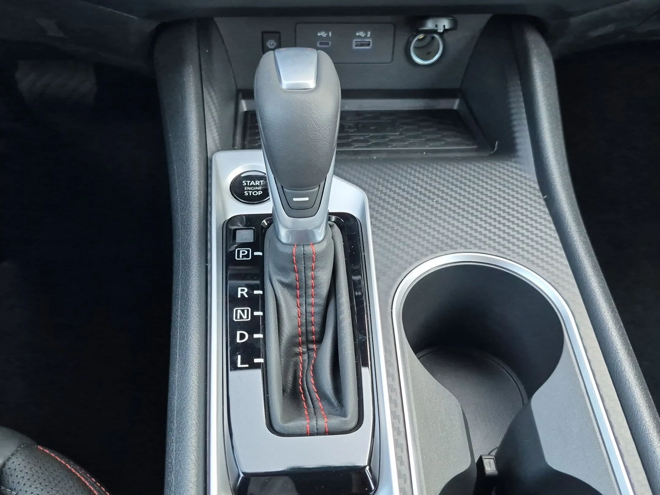 New 2026 Pearl White/Super Black Nissan 2.5 SR image 22