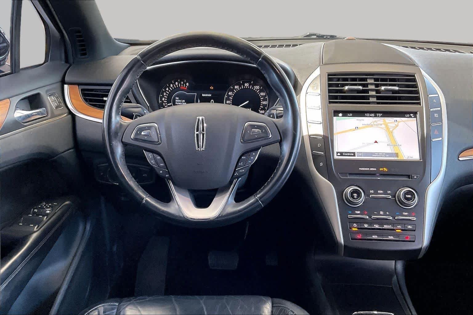 Used 2017 Black Velvet Lincoln Select image 6