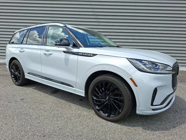 2025 Lincoln Aviator